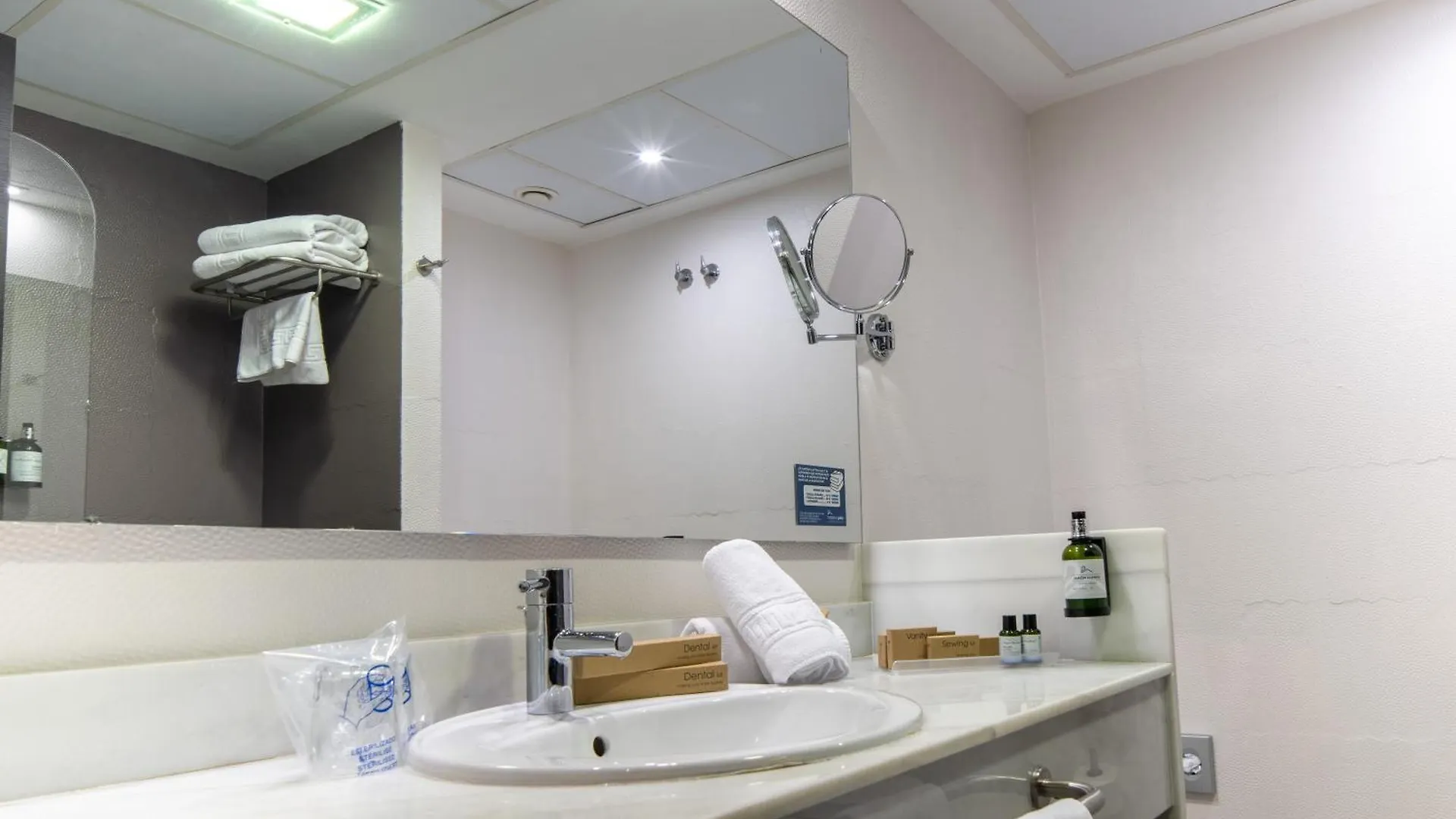 ****  Pato Amarillo Hotel Punta Umbria Spain