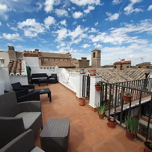 https://toledorooms-with-sun-terrace.besthotelstoledo.com