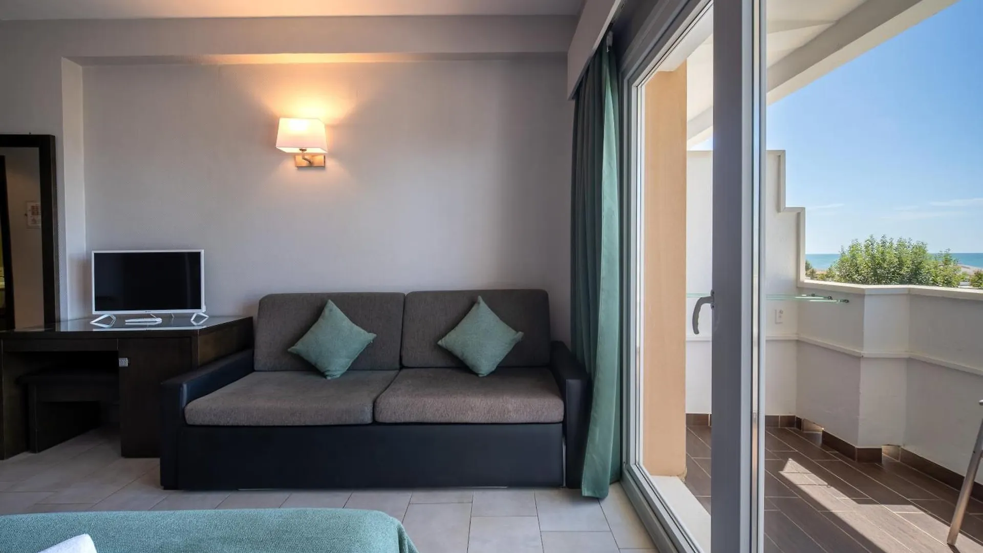 Pato Amarillo Hotel Punta Umbria