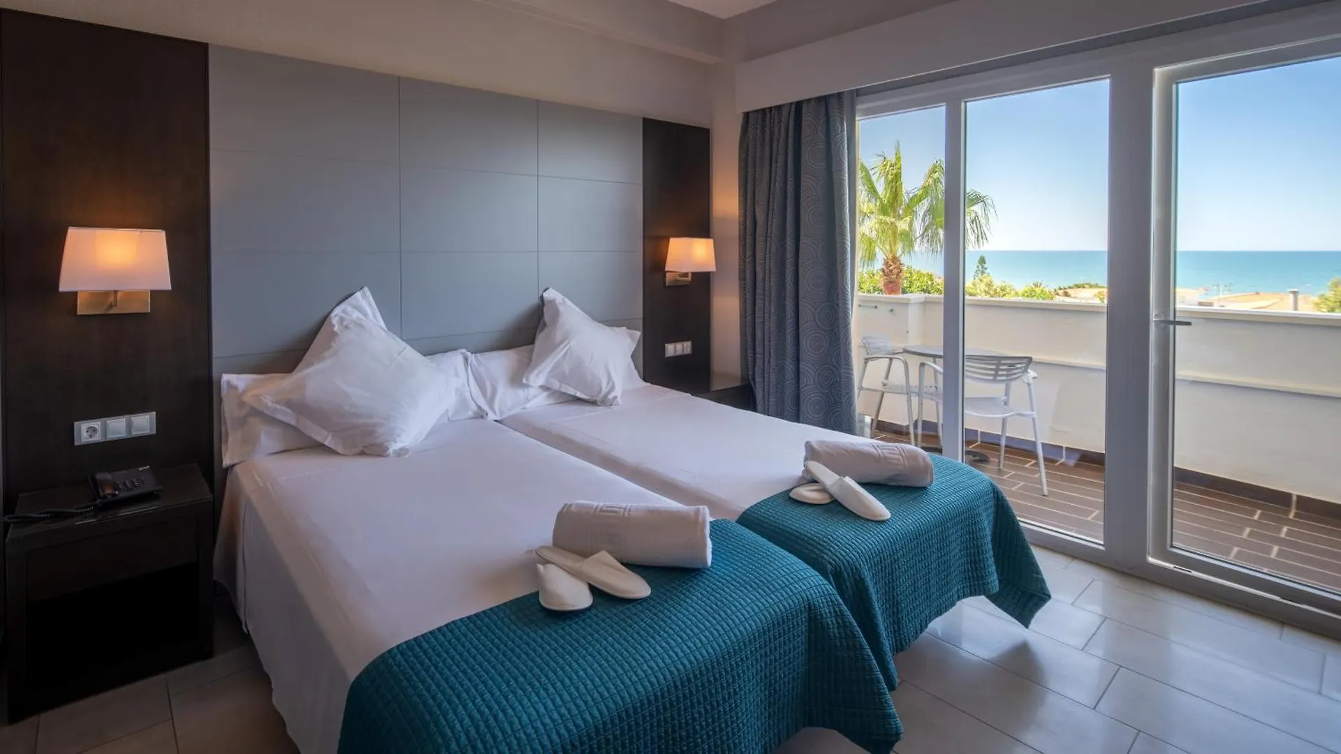 Pato Amarillo Hotel Punta Umbria