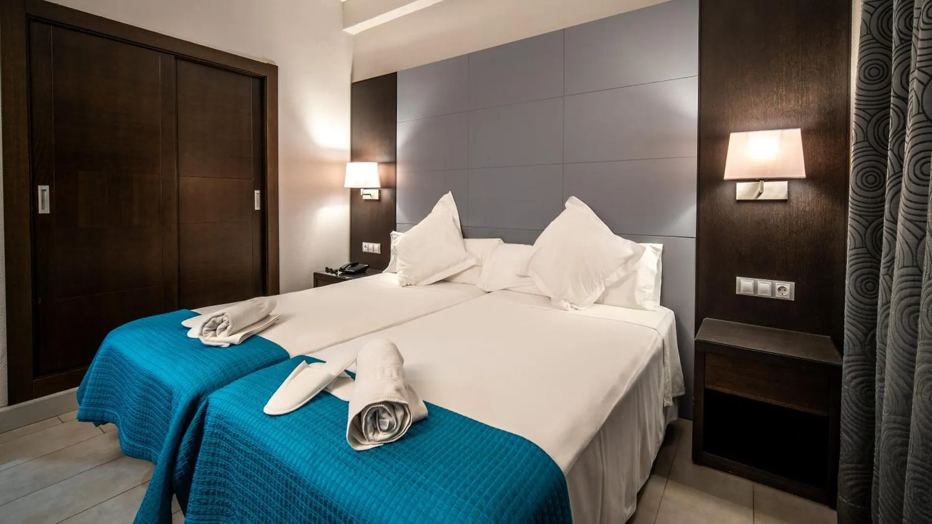 Pato Amarillo Hotel Punta Umbria