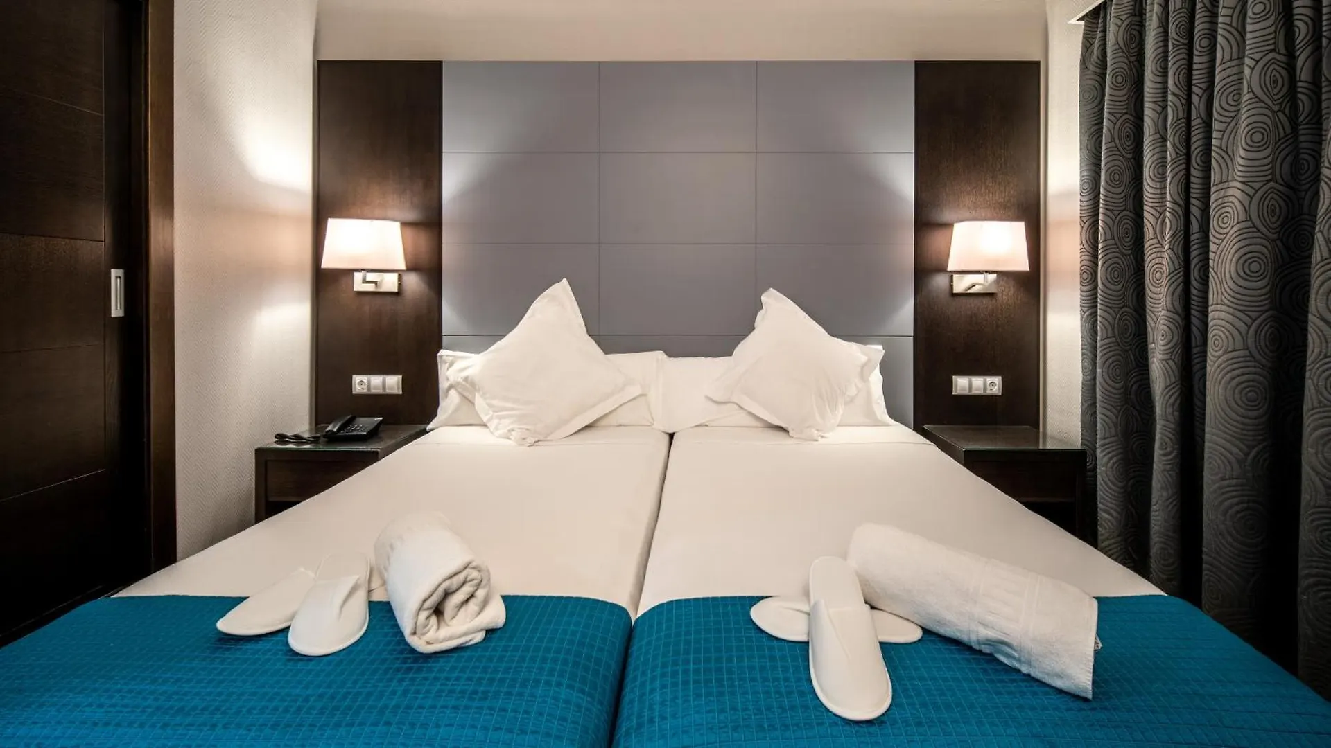 ****  Pato Amarillo Hotel Punta Umbria Spain