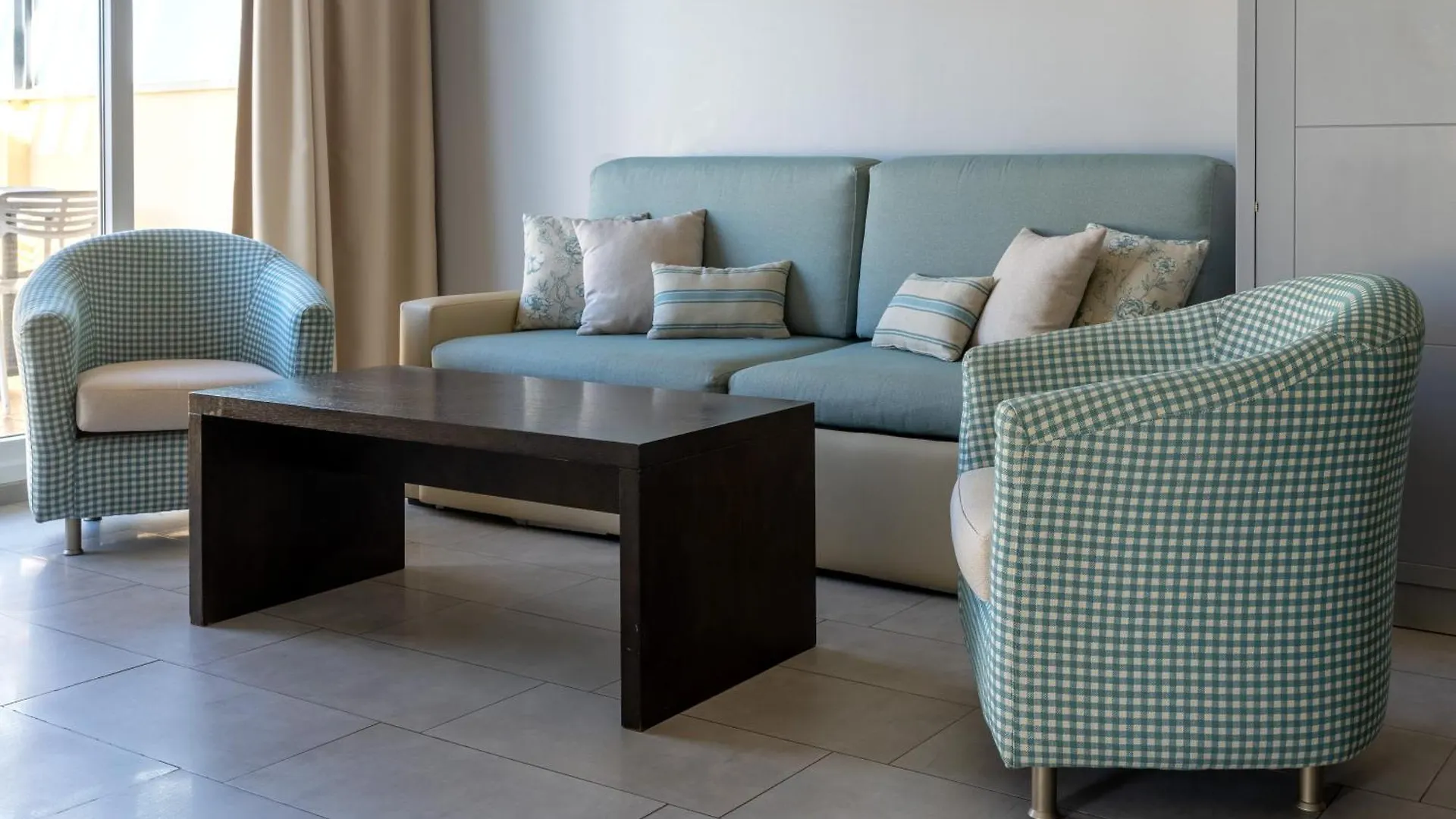 Pato Amarillo Hotel Punta Umbria